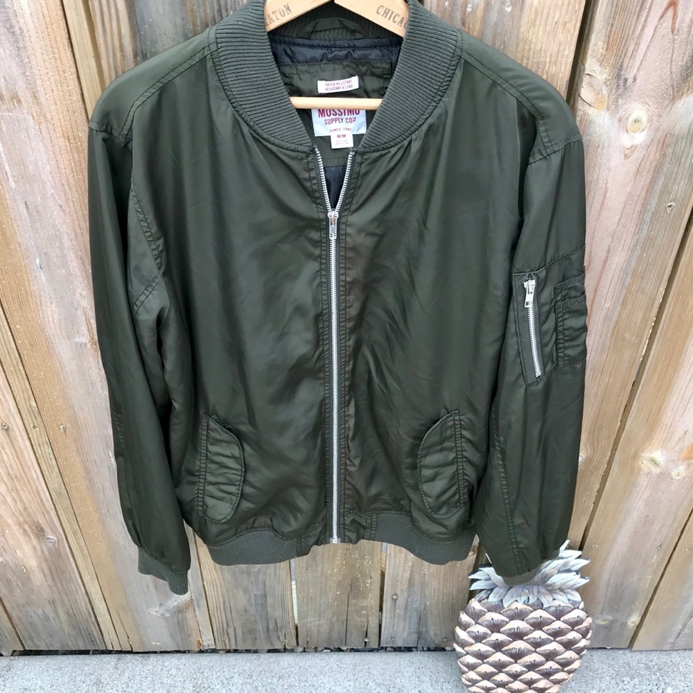 🌟Mossimo Supply Co.Army Green Bomber Jacket